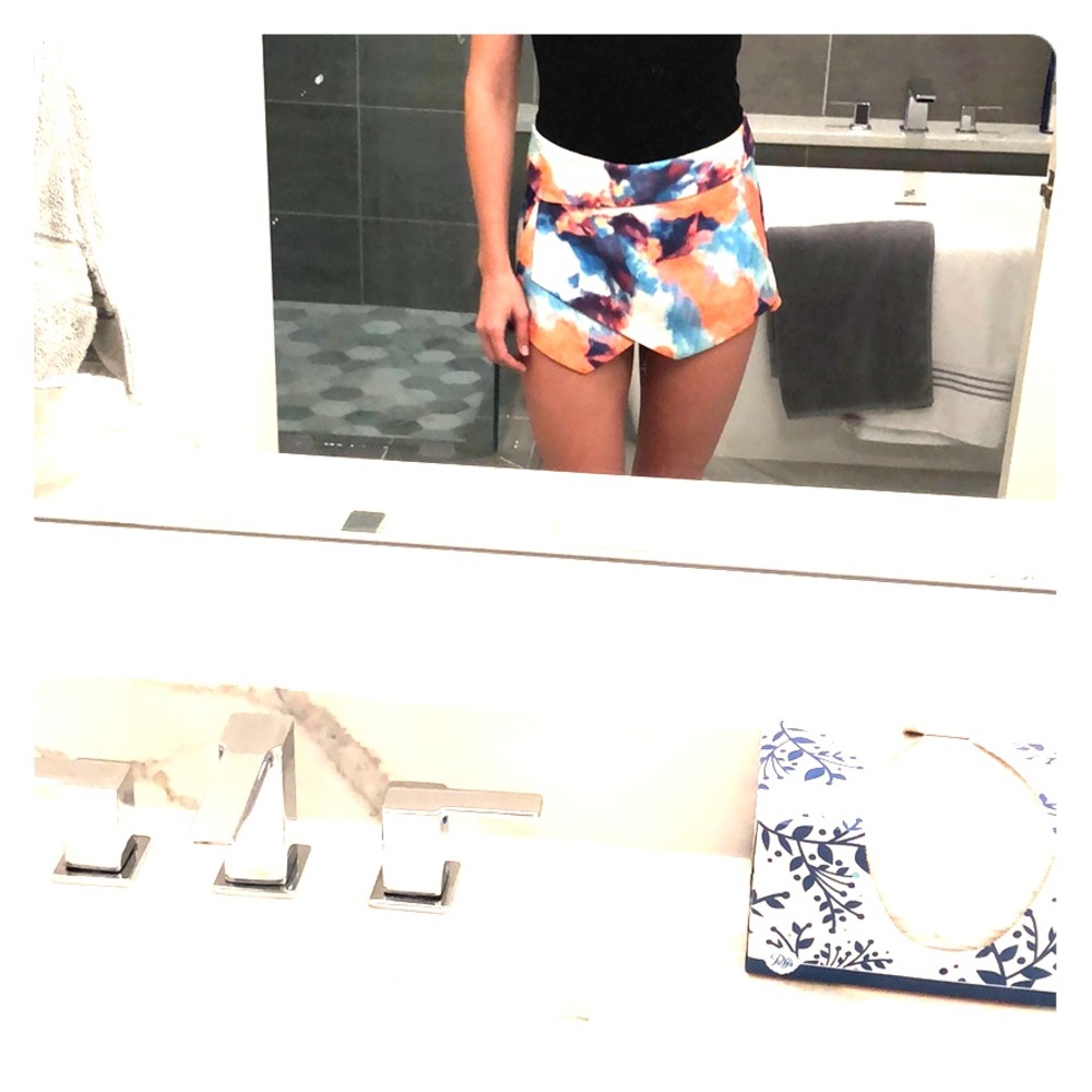 Tea & Cup Los Angeles multi colored skort